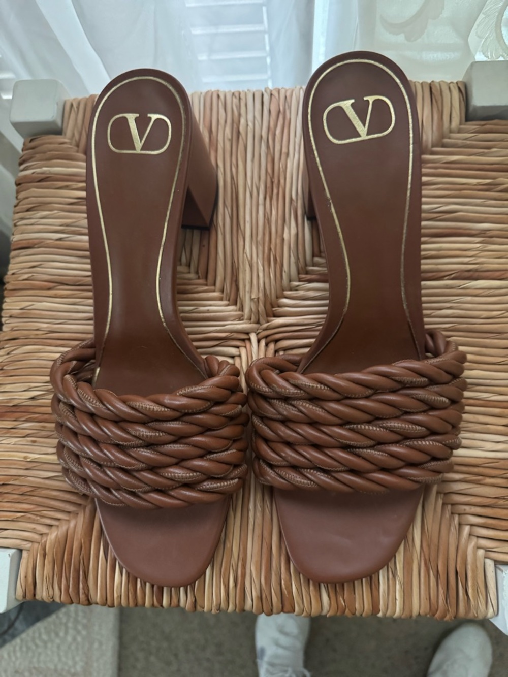 Valentino Garavani Brown Braided Strap Block Heel Mules - Picture 2 of 5